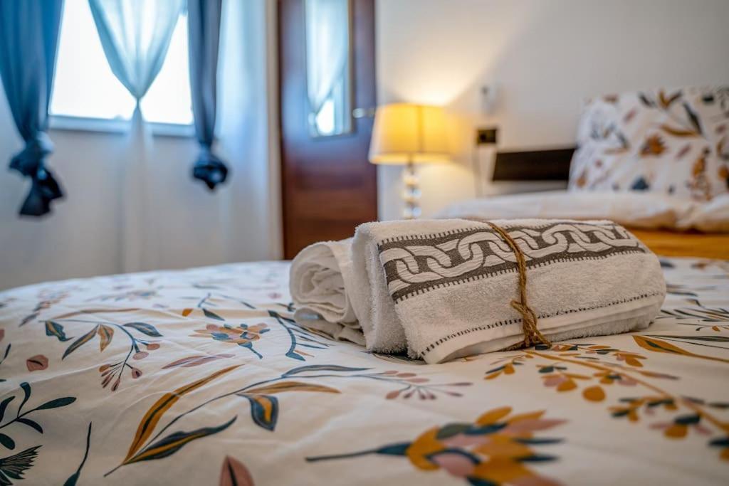 Appartamento Borgo Antico Paruzzaro エクステリア 写真