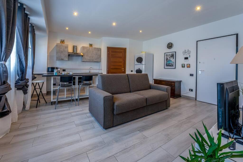 Appartamento Borgo Antico Paruzzaro エクステリア 写真